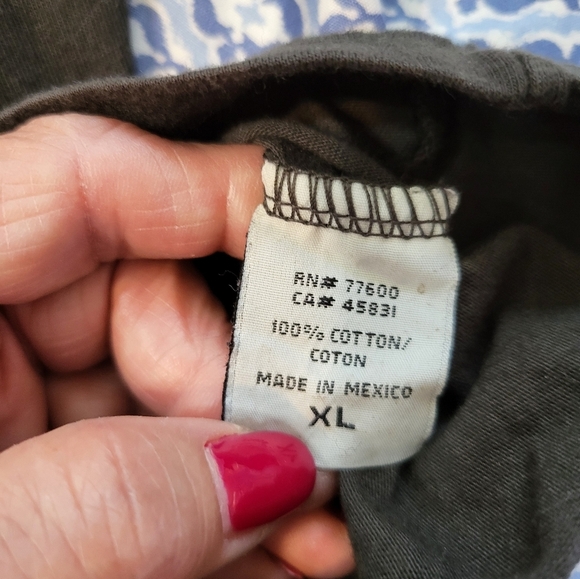 Local Celebrity Graphic Black T-Shirt Rocky XL Mens - Picture 4 of 11